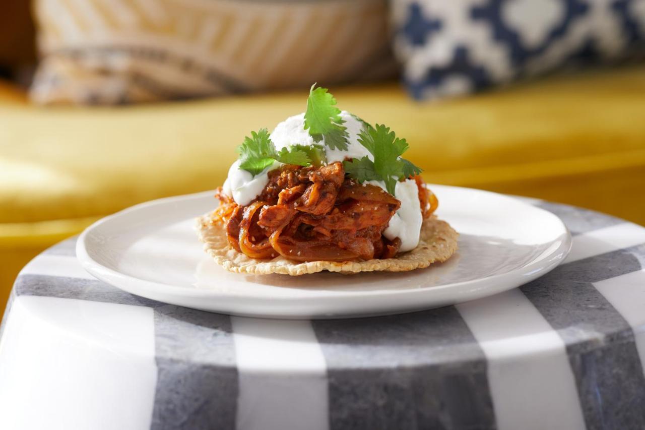 The Plaza Hotel Pioneer Park El Paso Zewnętrze zdjęcie A vegan taco