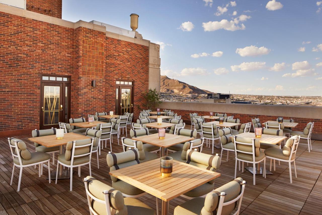 The Plaza Hotel Pioneer Park El Paso Zewnętrze zdjęcie The rooftop bar at the Hotel